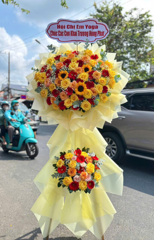 Kệ hoa chúc mừng tại shop hoa Hoài Nhơn Bình Định